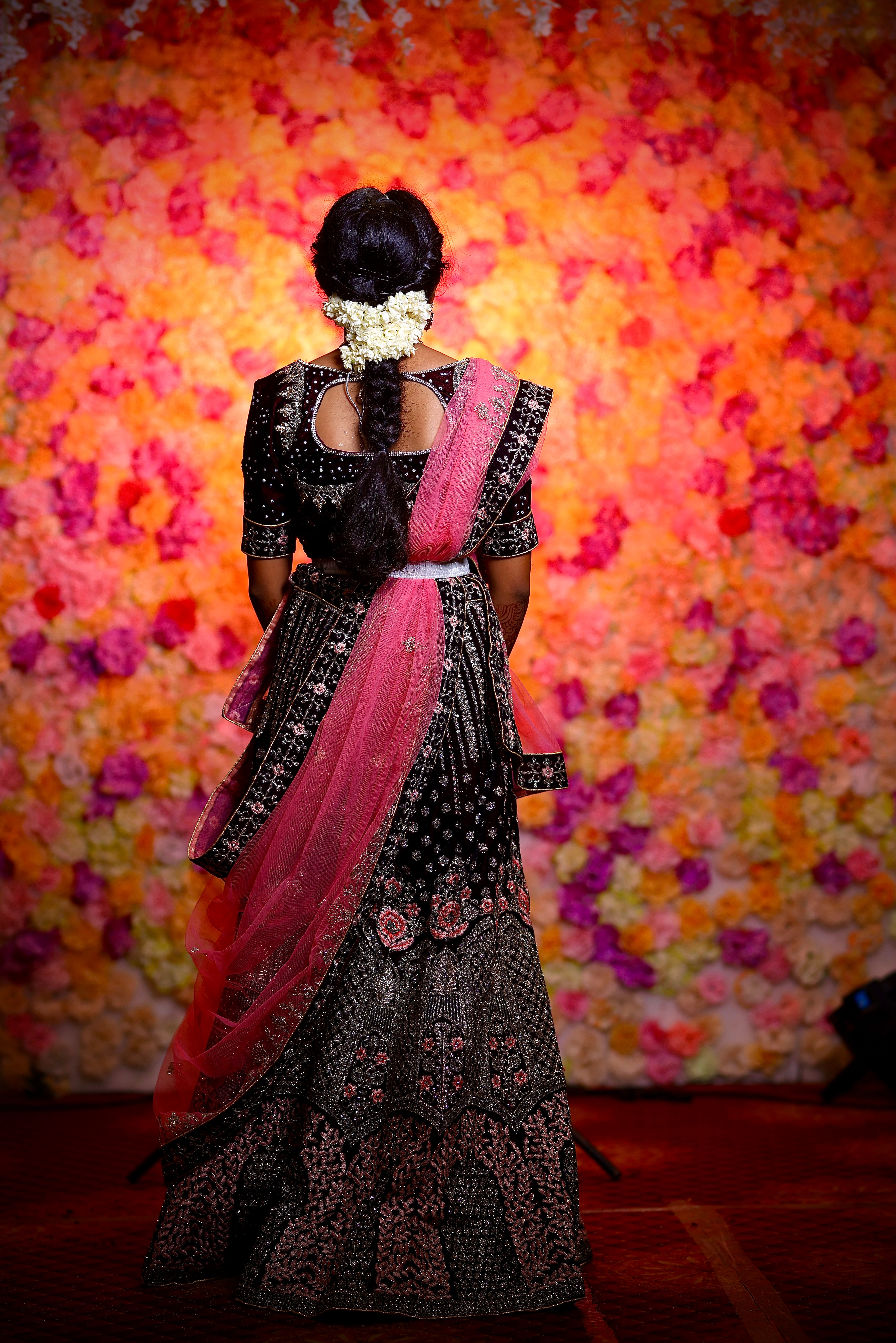 Nizhal Studio Couple Portraits 4