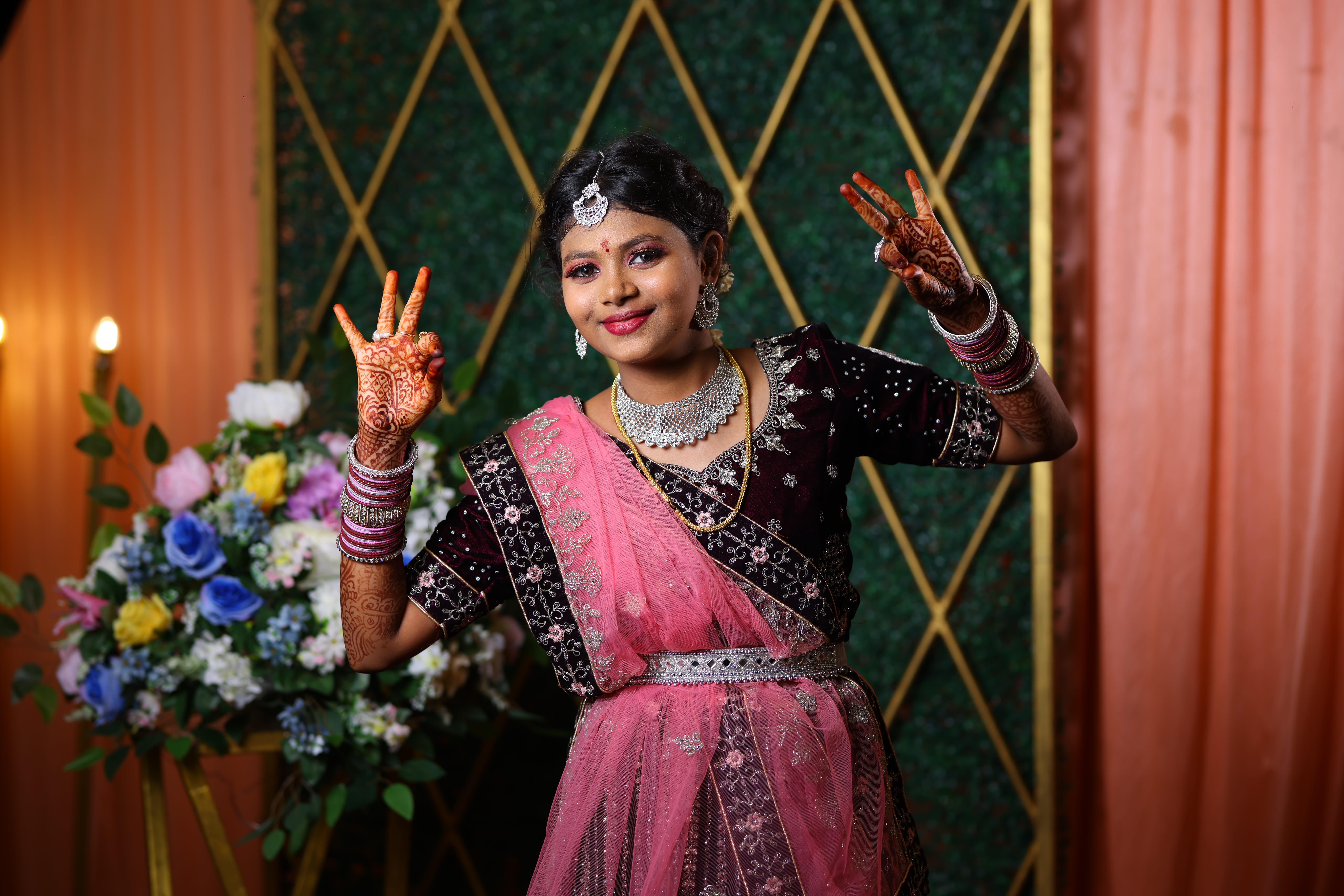 Nizhal Studio Couple Portraits 8