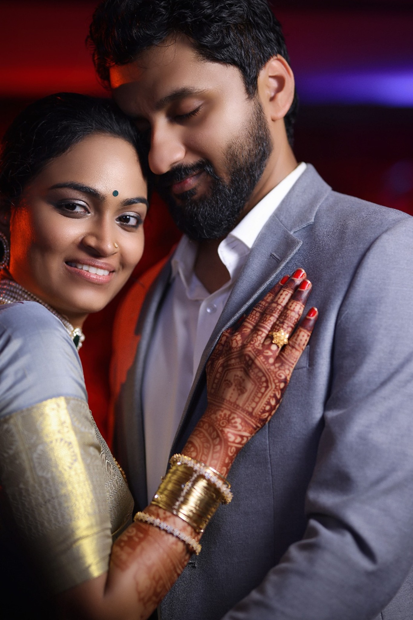 Nizhal Studio Engagement Photography 3