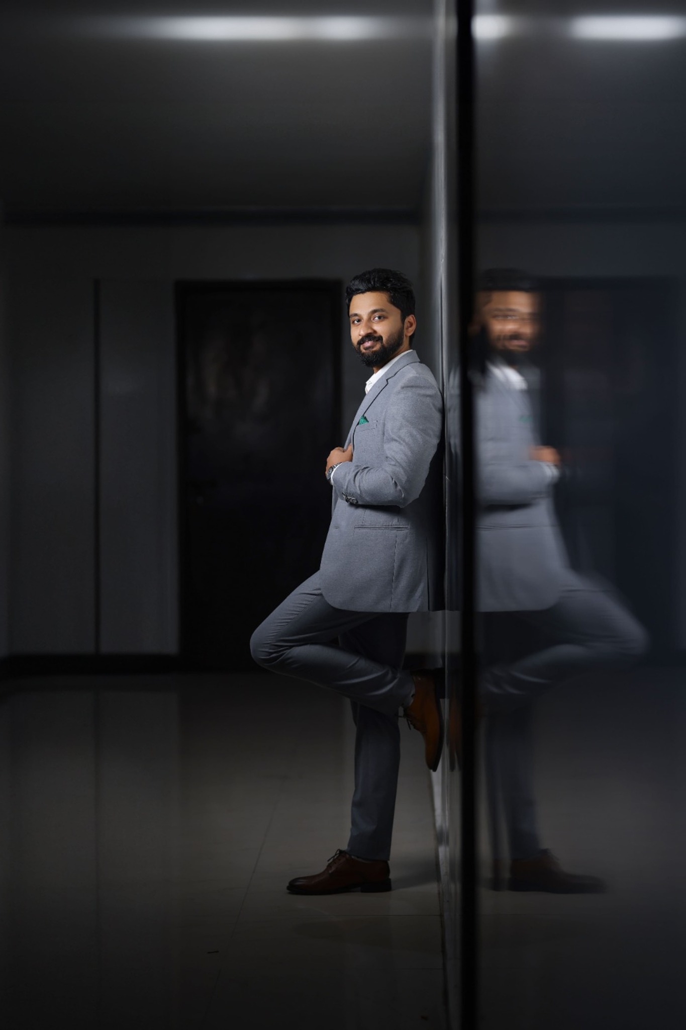 Nizhal Studio Engagement Photography 6